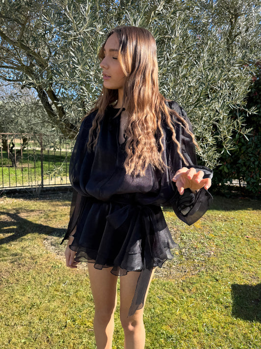ISYA | noir